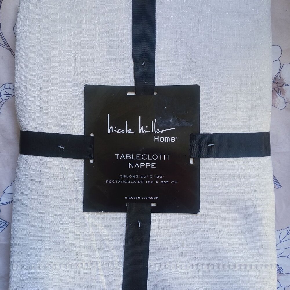 Nicole Miller Tablecloth Nappe